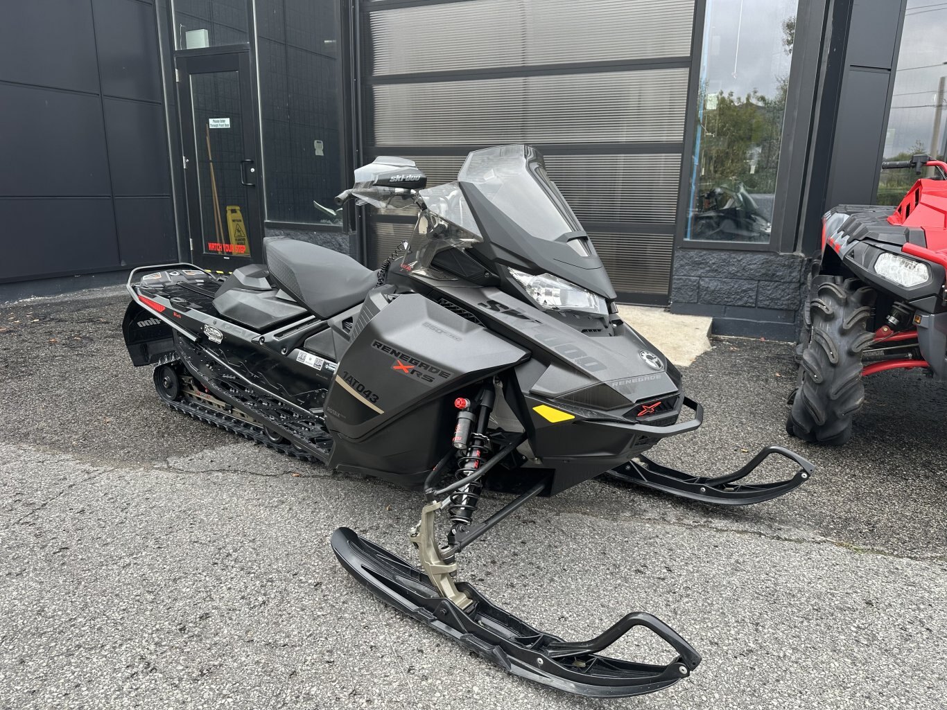 2020 Ski-Doo Renegade XRS 850