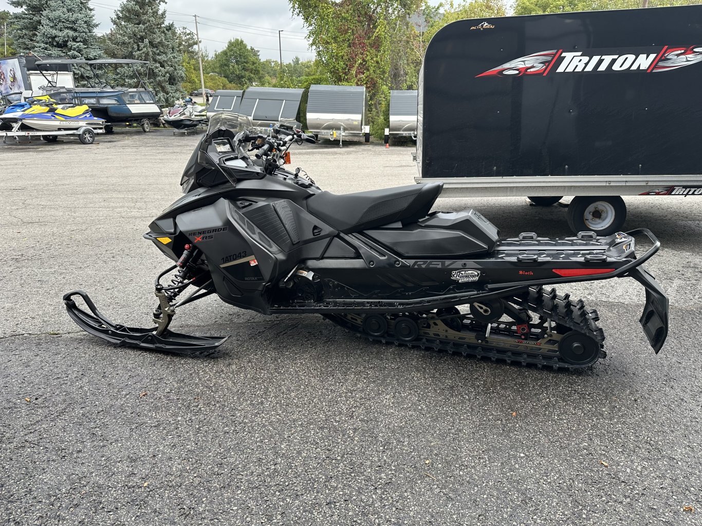 2020 Ski Doo Renegade XRS 850