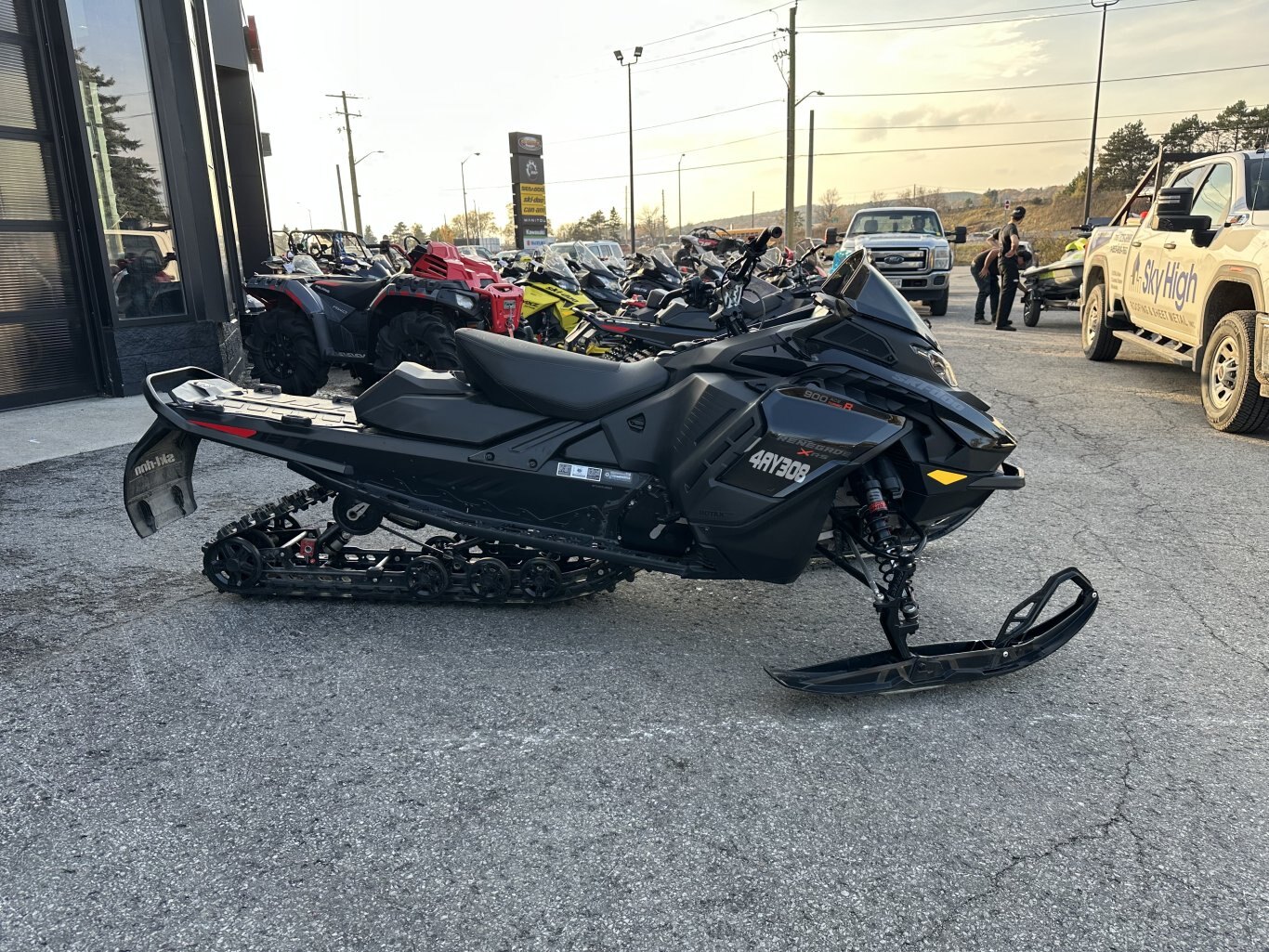 2024 Ski Doo Renegade XRS 900 Turbo R