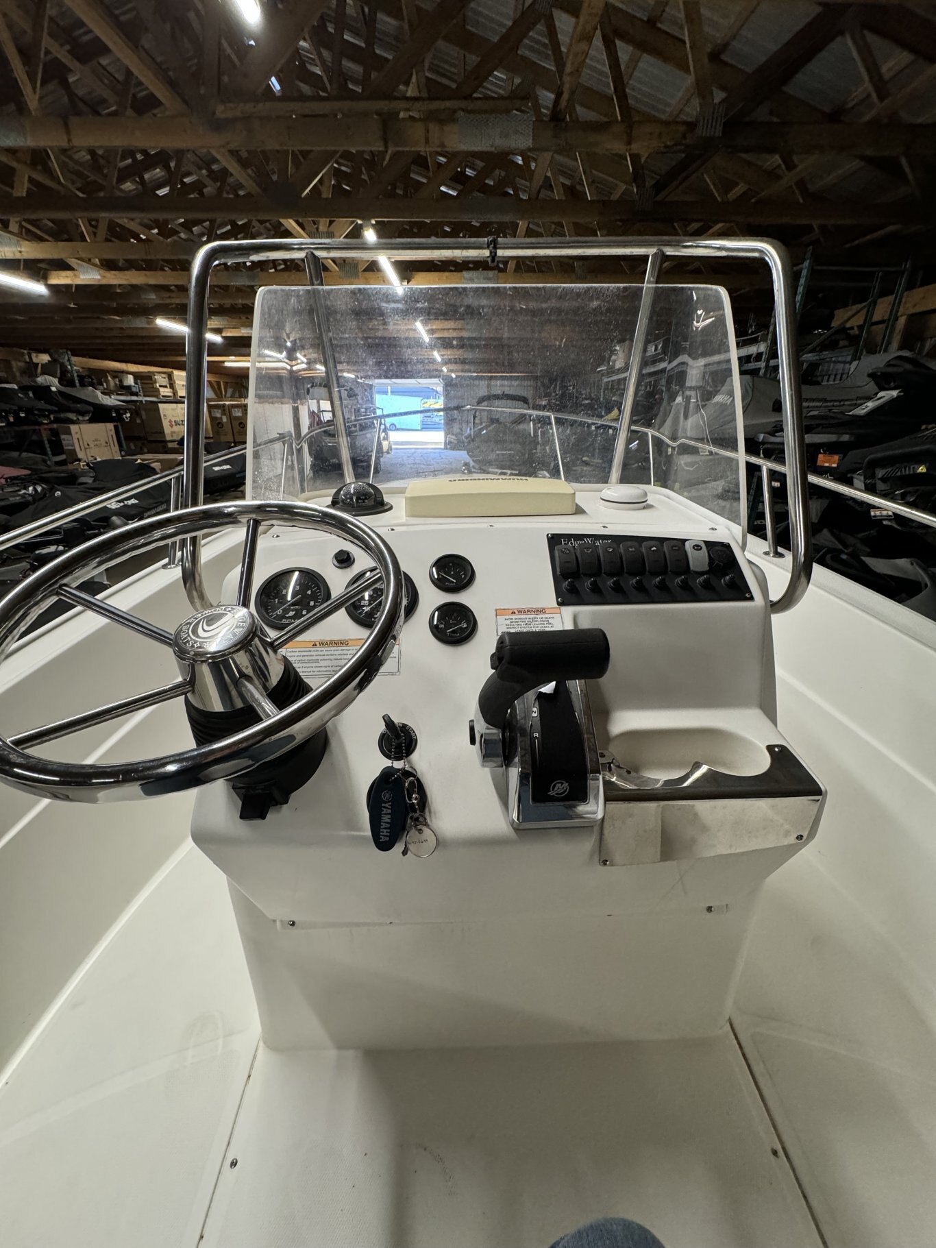 2010 Edge Water Center Console 17'