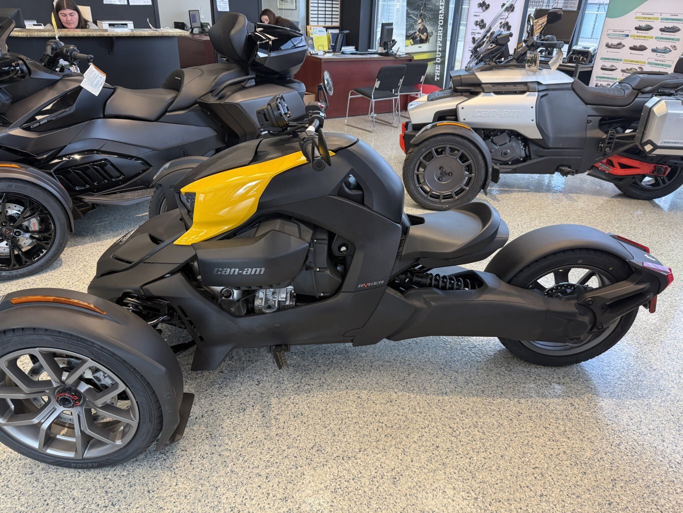 Véhicule de prêt Can Am Ryker 600 2024