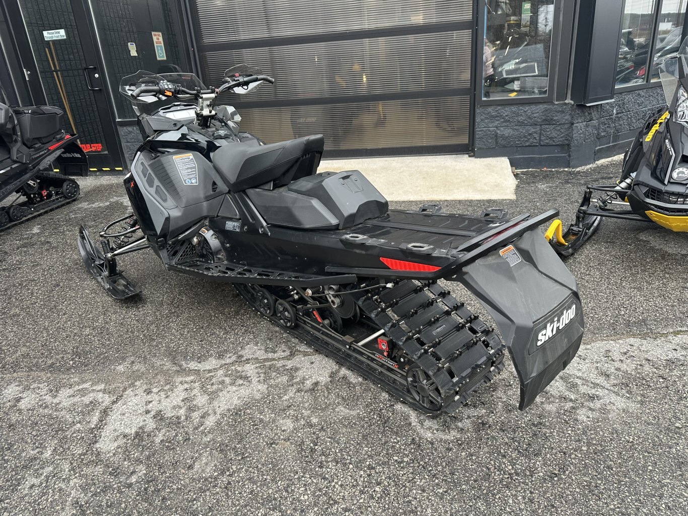 2023 Ski Doo Renegade X 600 E Tec