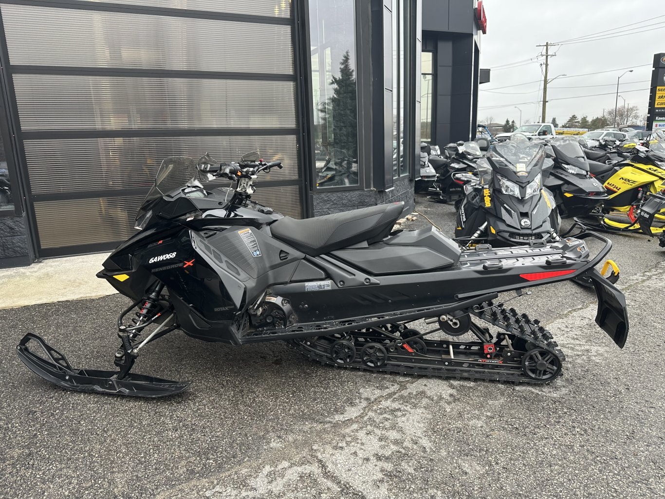 2023 Ski Doo Renegade X 600 E Tec