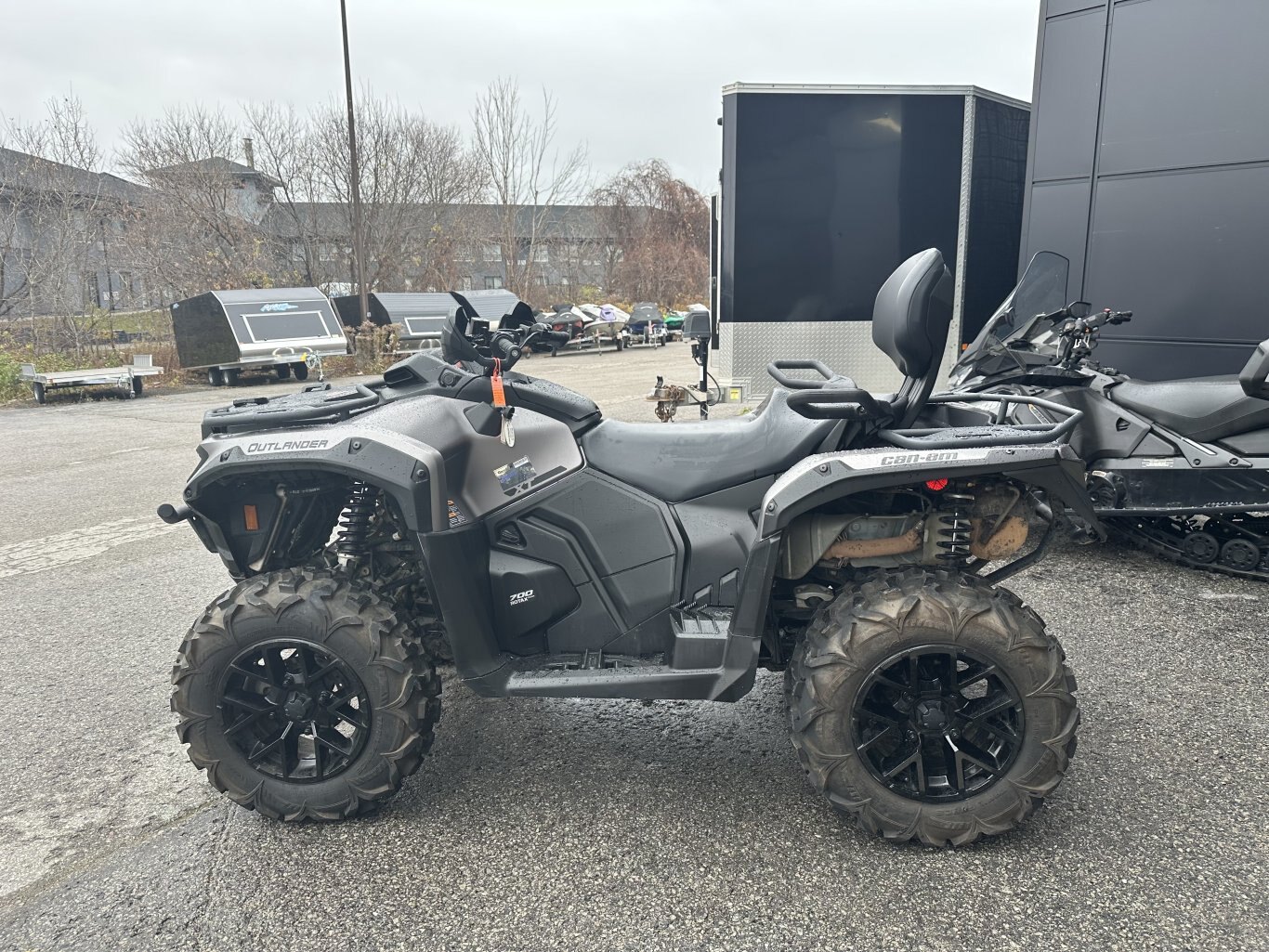 2024 Can Am Outlander Max XT 700