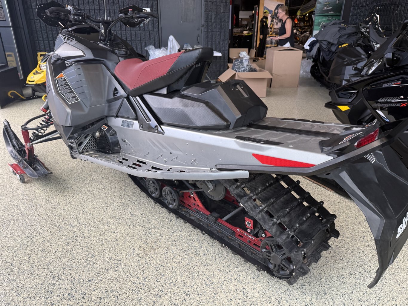 2023 Ski Doo MXZ XRS 129 850