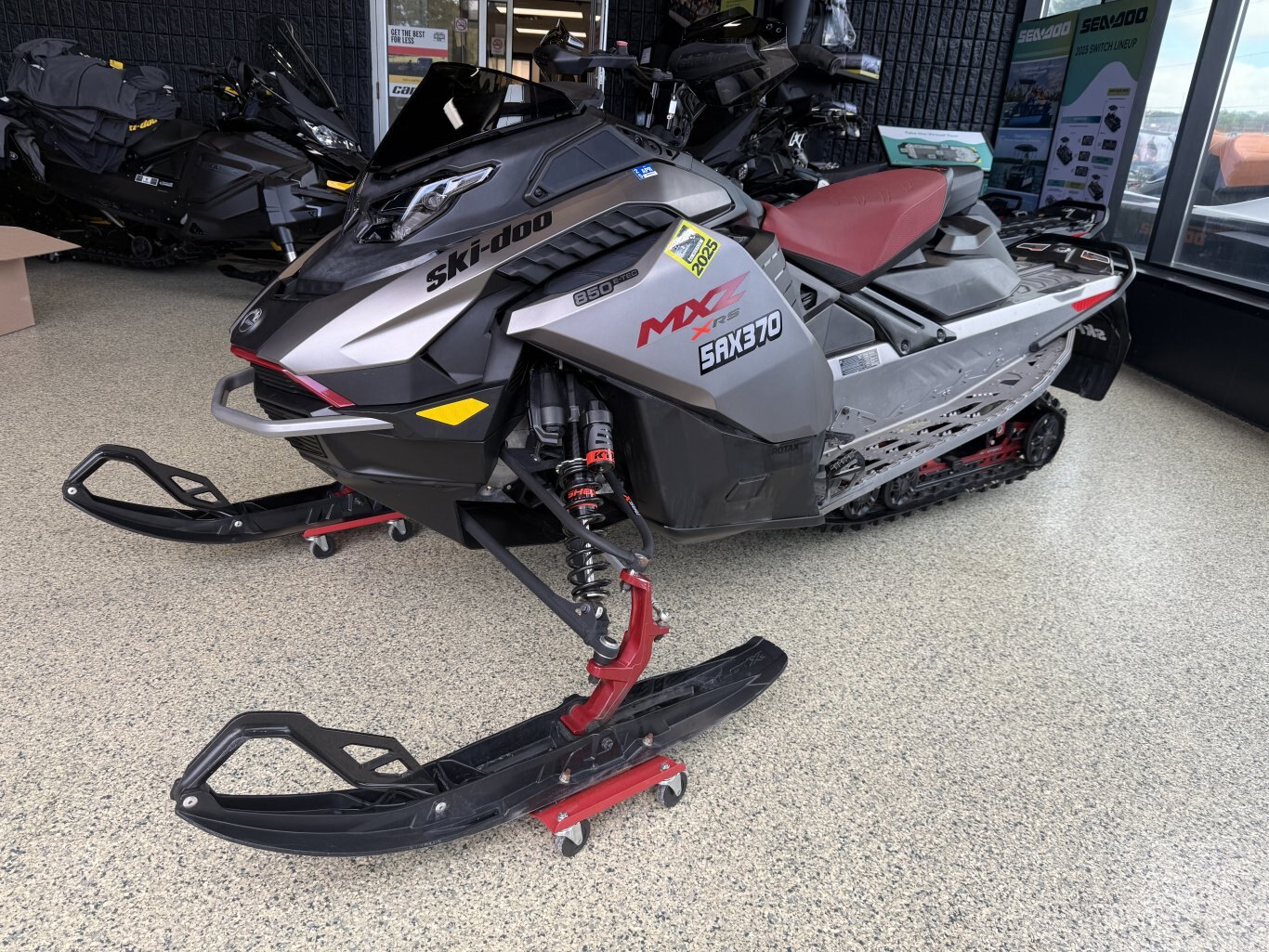 2023 Ski Doo MXZ XRS 129 850