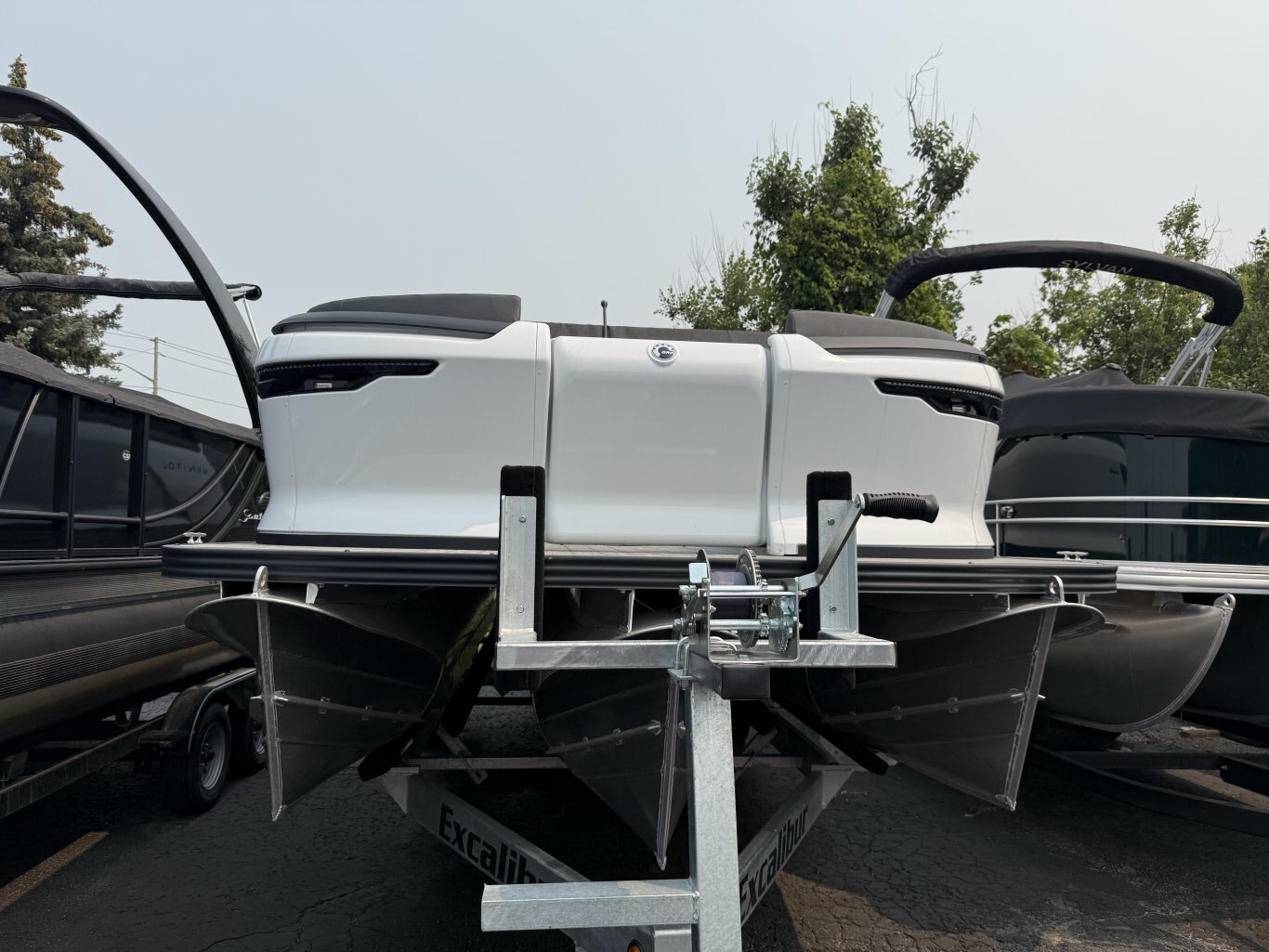 2025 Manitou Explore Switchback Trifold 24 300HP
