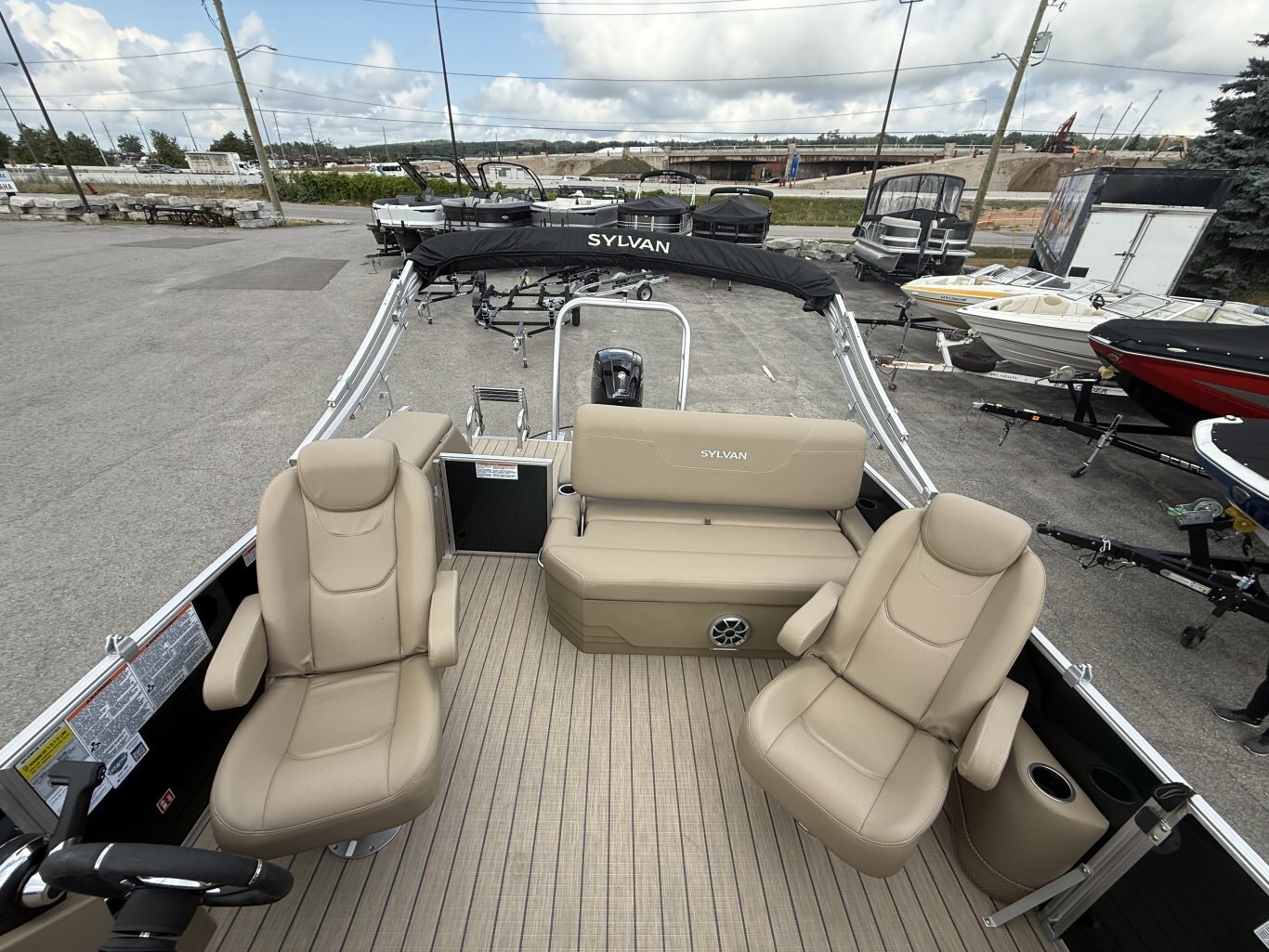 2026 Sylvan Mirage 8520 CLZ DH