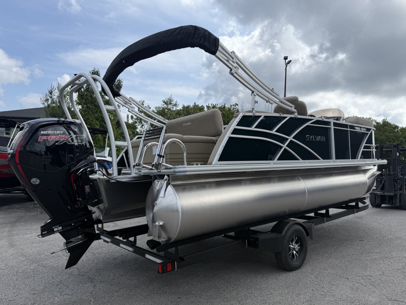 2026 Sylvan Mirage 8520 CLZ DH