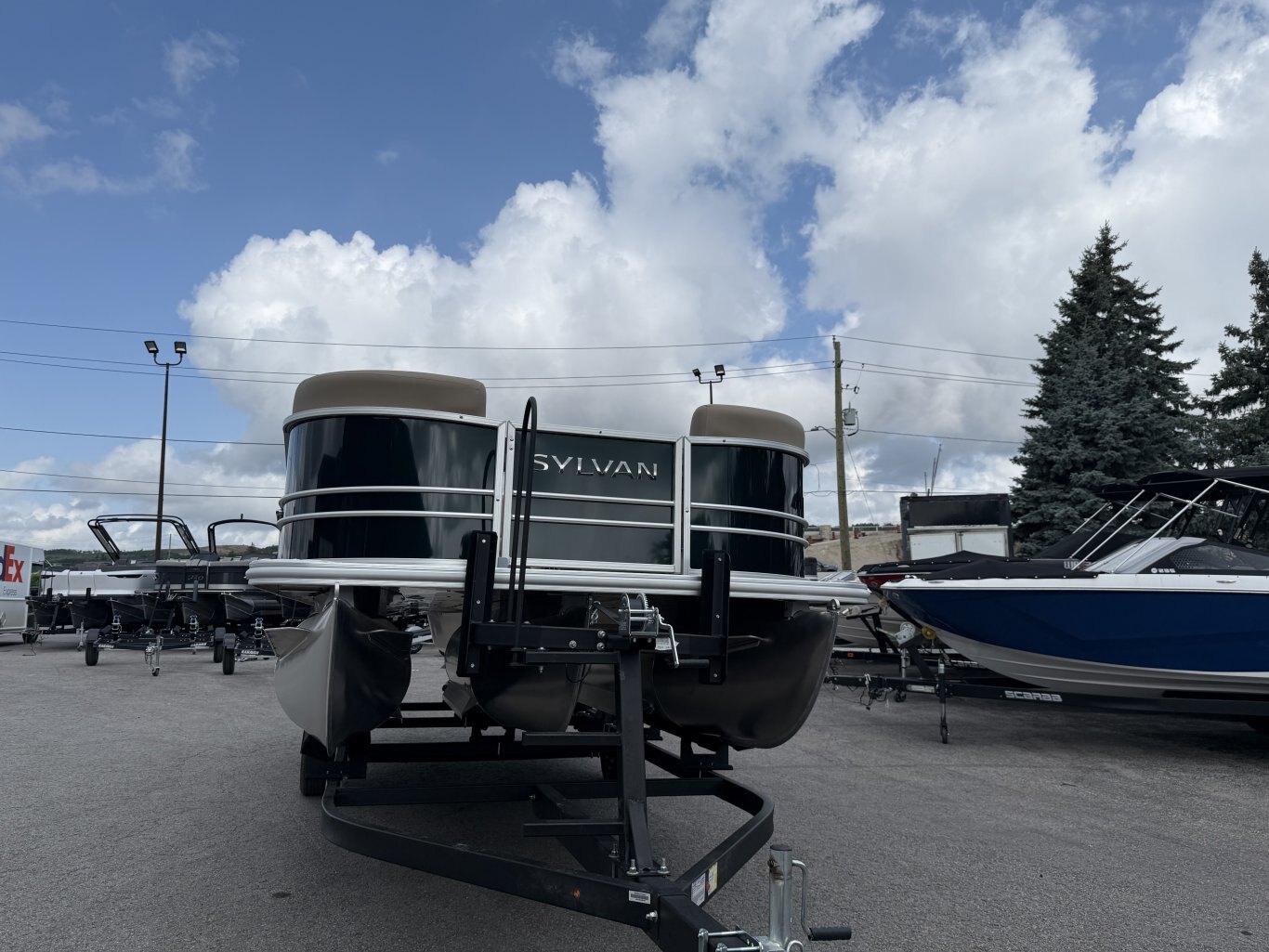 2026 Sylvan Mirage 8520 CLZ DH