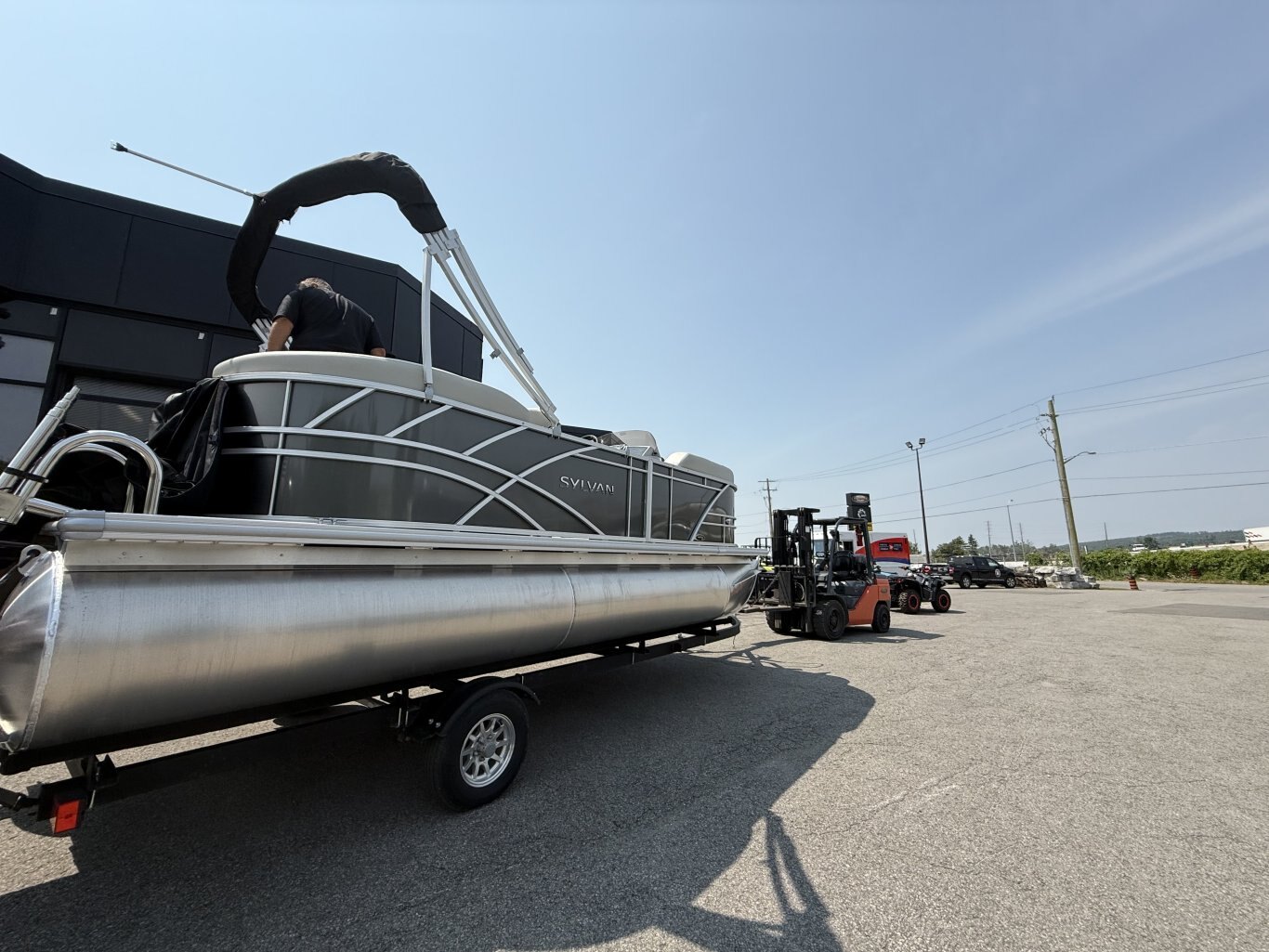 2026 Sylvan Mirage 820 LZ