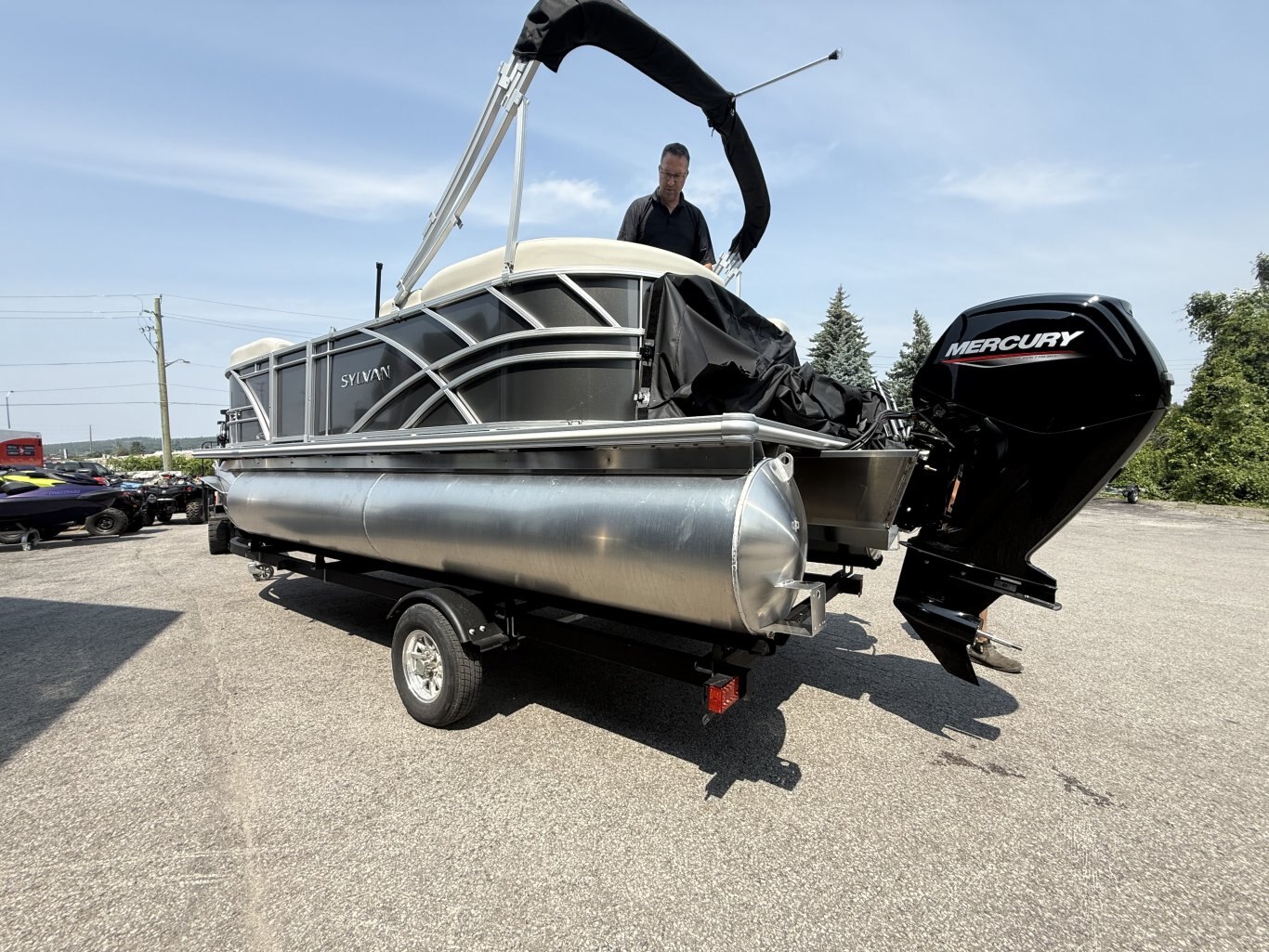 2026 Sylvan Mirage 820 LZ