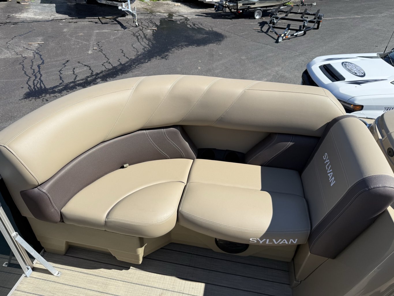 2026 Sylvan Mirage 8520 CLZ DH Tri Toon 115HP