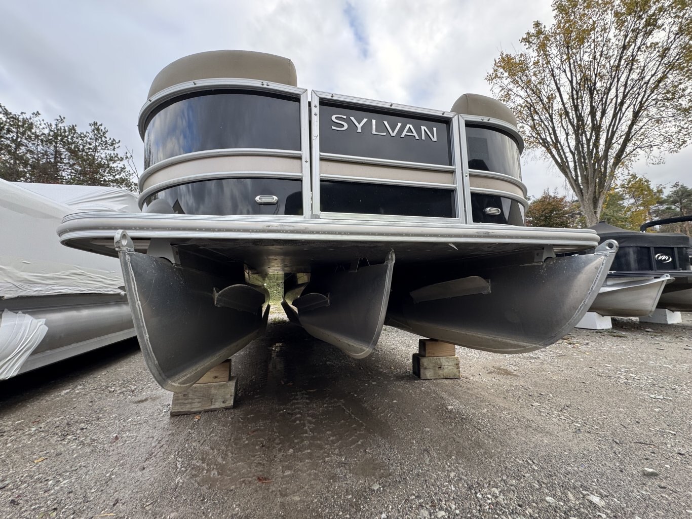 2021 Sylvan L3 DLZ Bar Boat 150HP