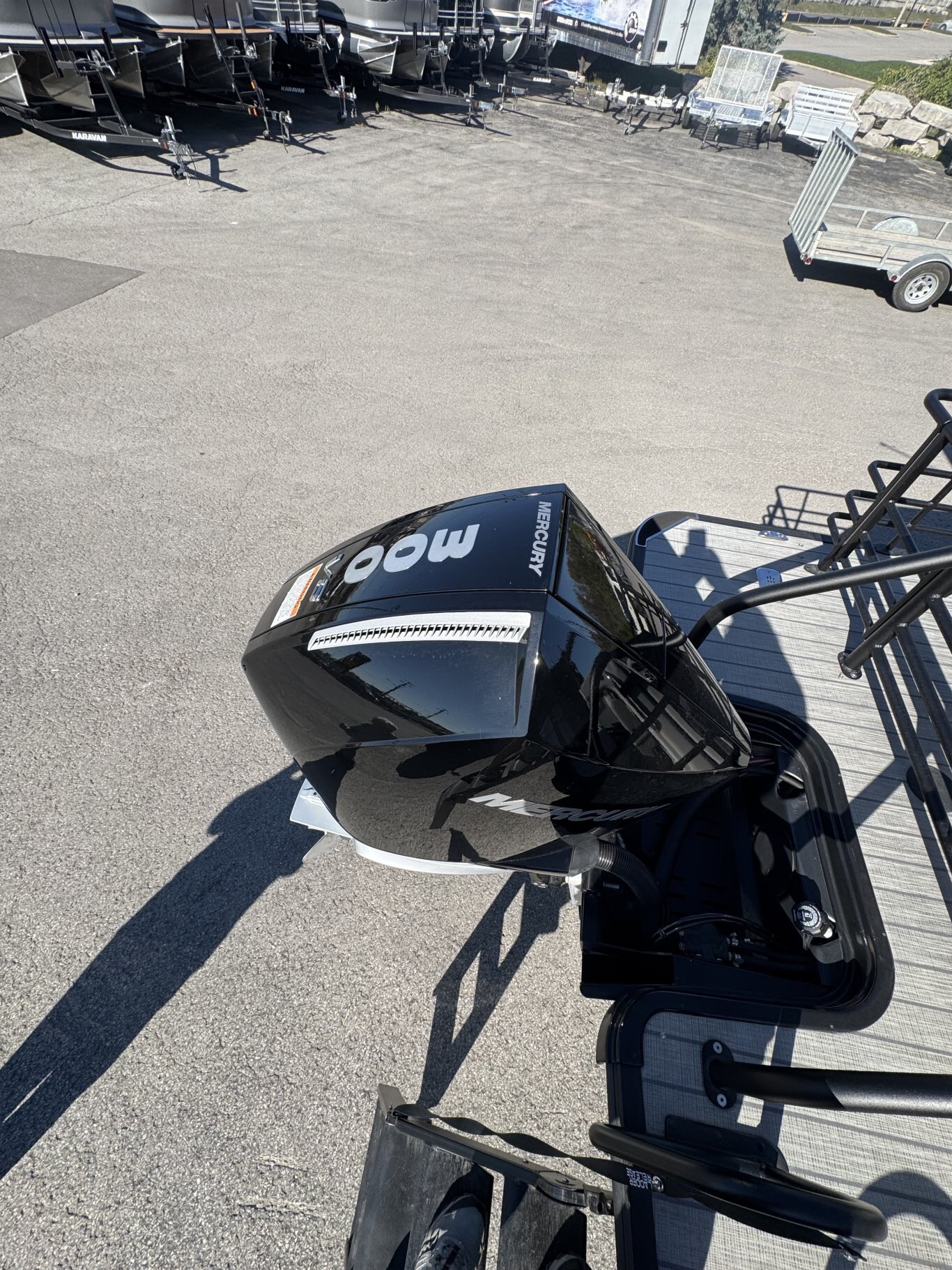 2025 Sylvan L3 DLZ Bar 300HP DEMO