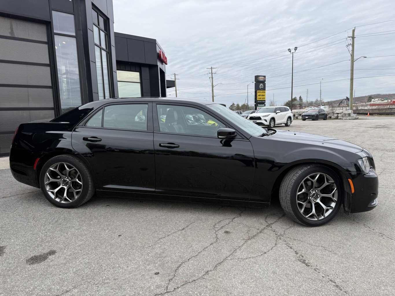 2016 Chrysler 300S