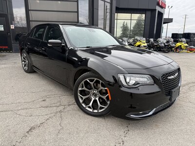 2016 Chrysler 300S