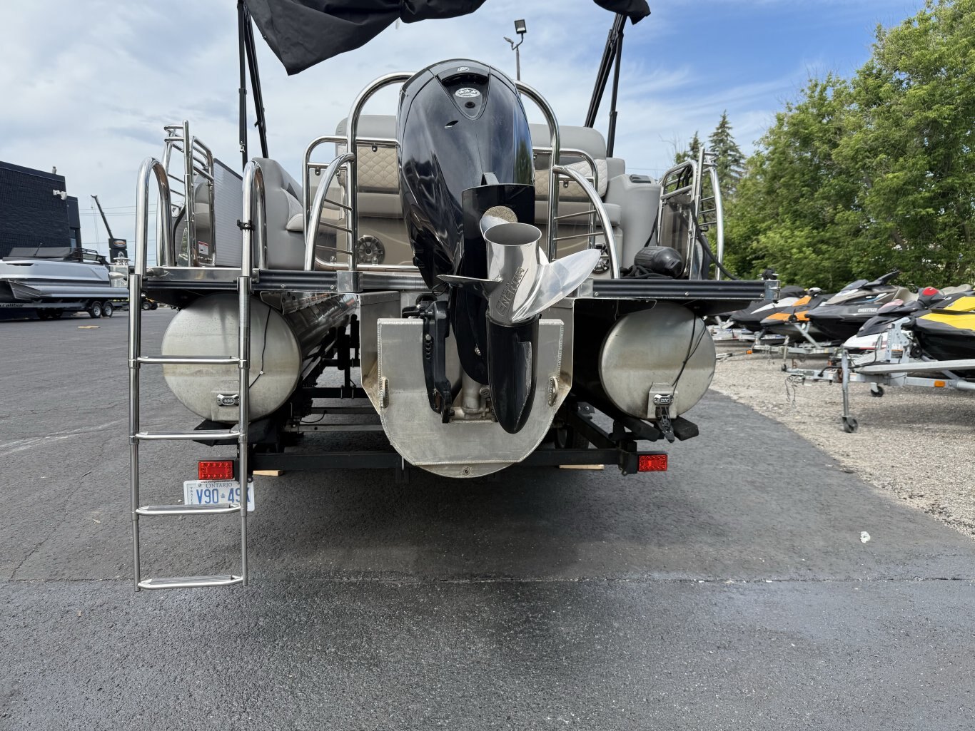 2021 Manitou SES 23 ft Bench 150HP