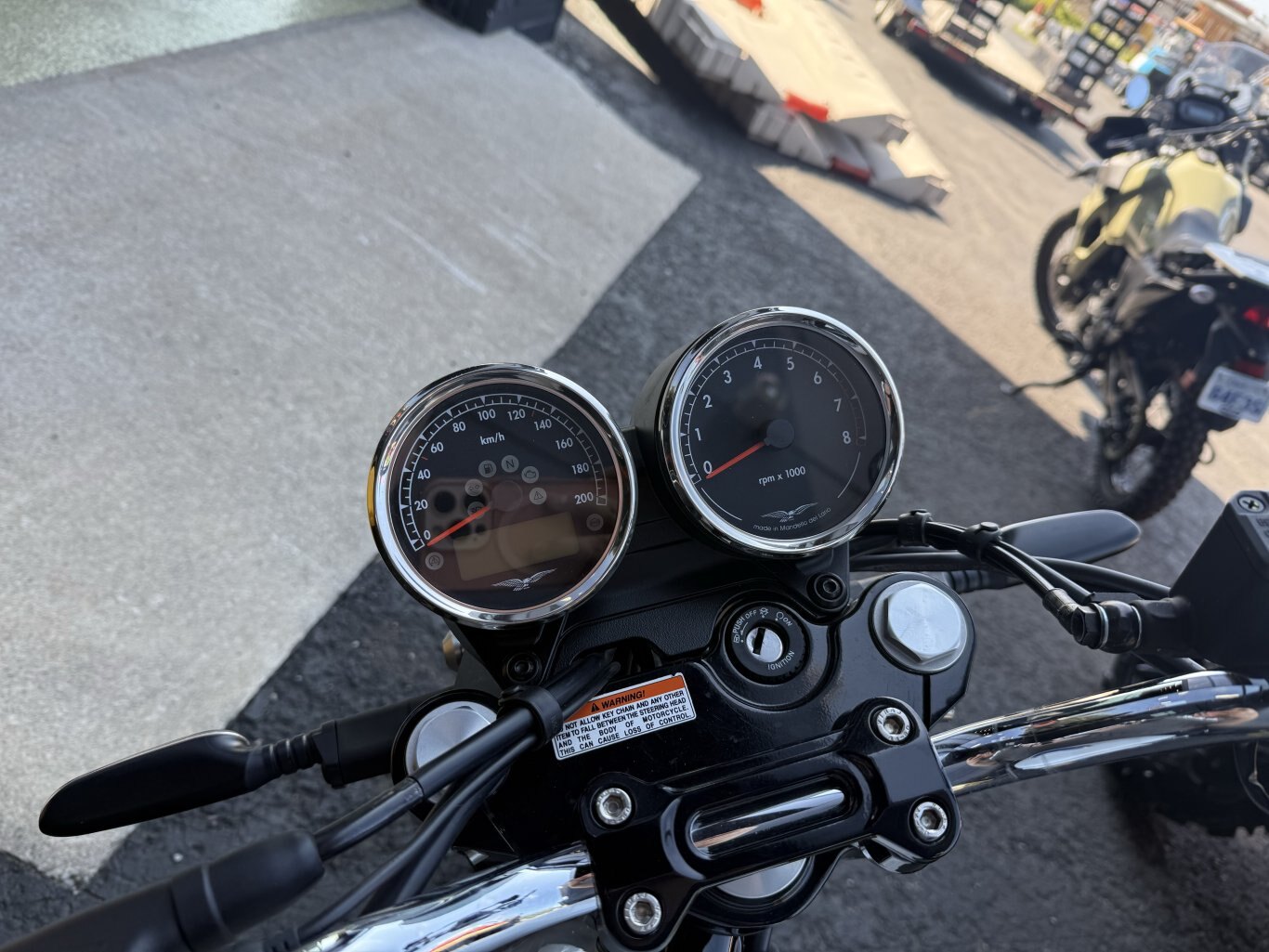 2023 Moto Guzzi V7 Special 850CC