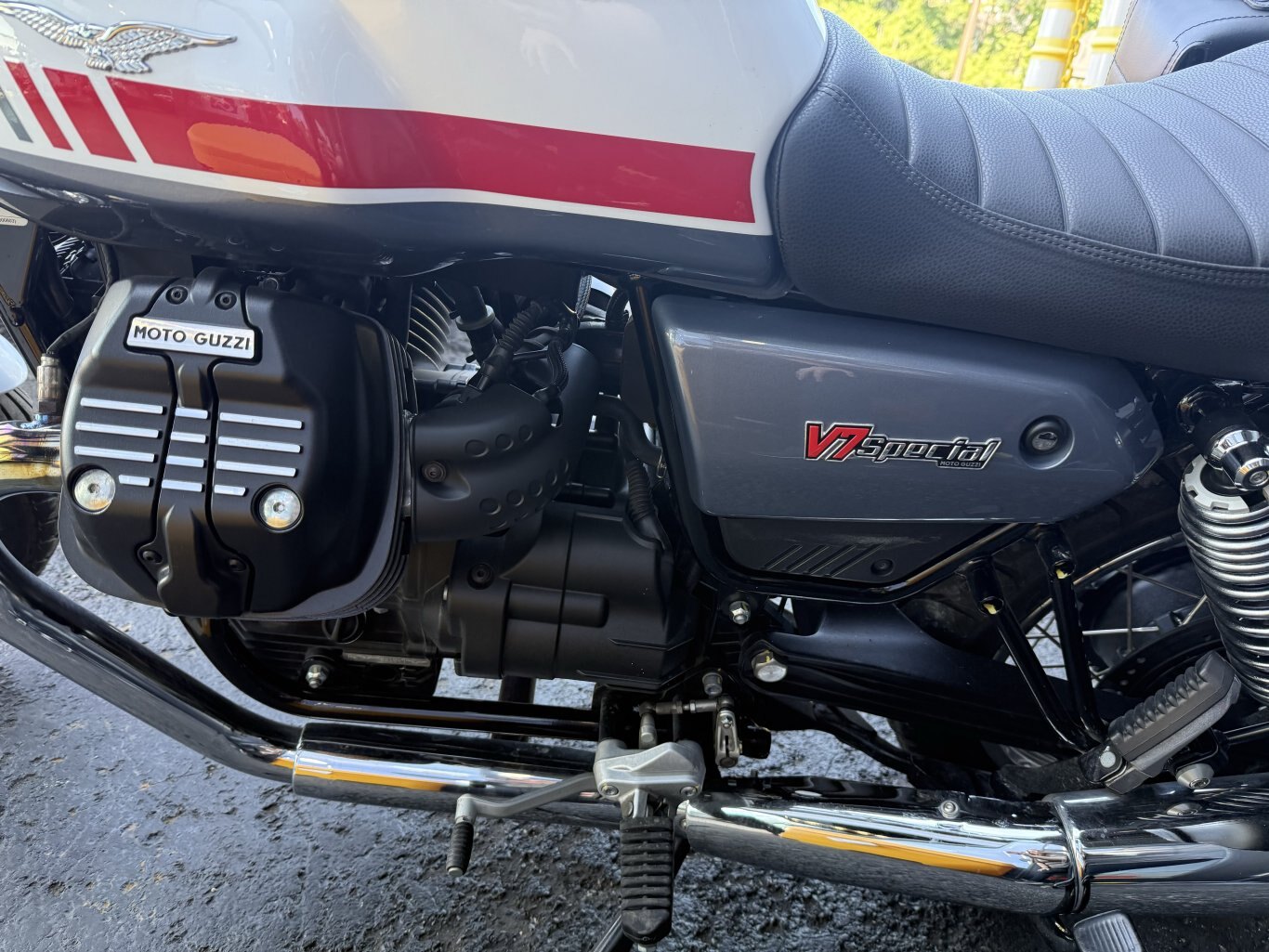 2023 Moto Guzzi V7 Special 850CC