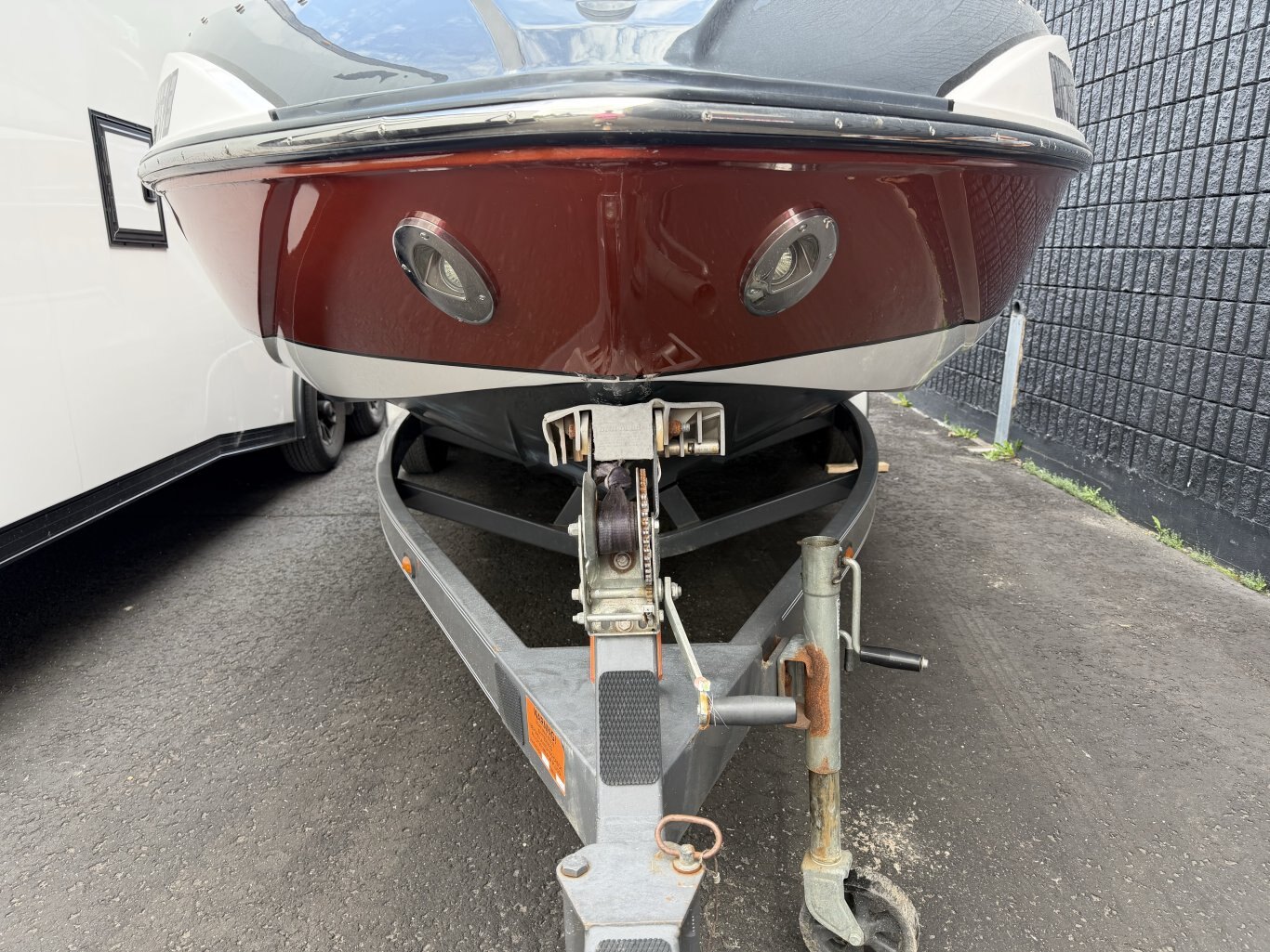 2017 Moomba Craz 22ft Wake & Surf 400HP