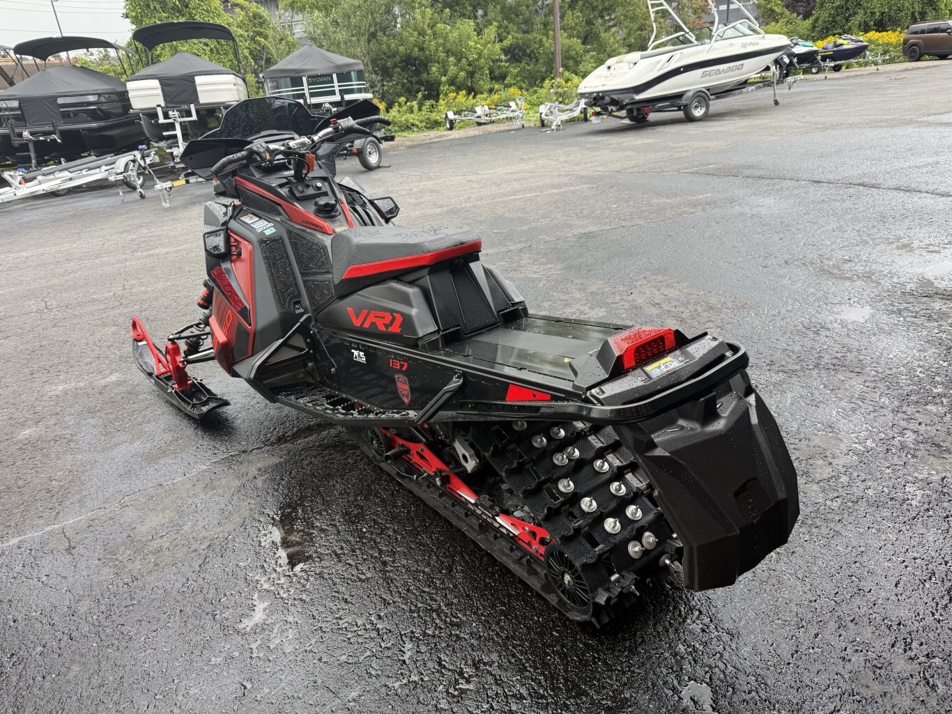 2025 Polaris VR1 Dynamic