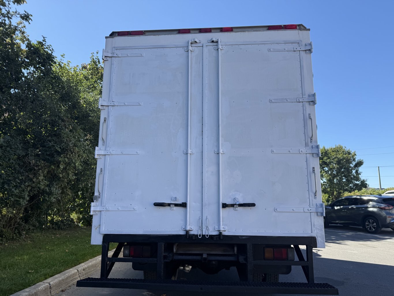 2014 Hino 195