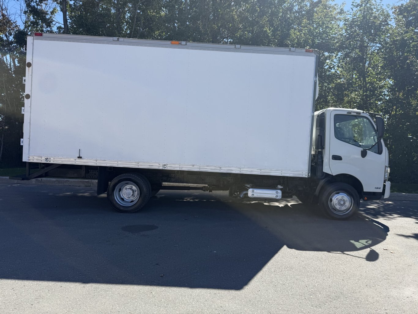 2014 Hino 195