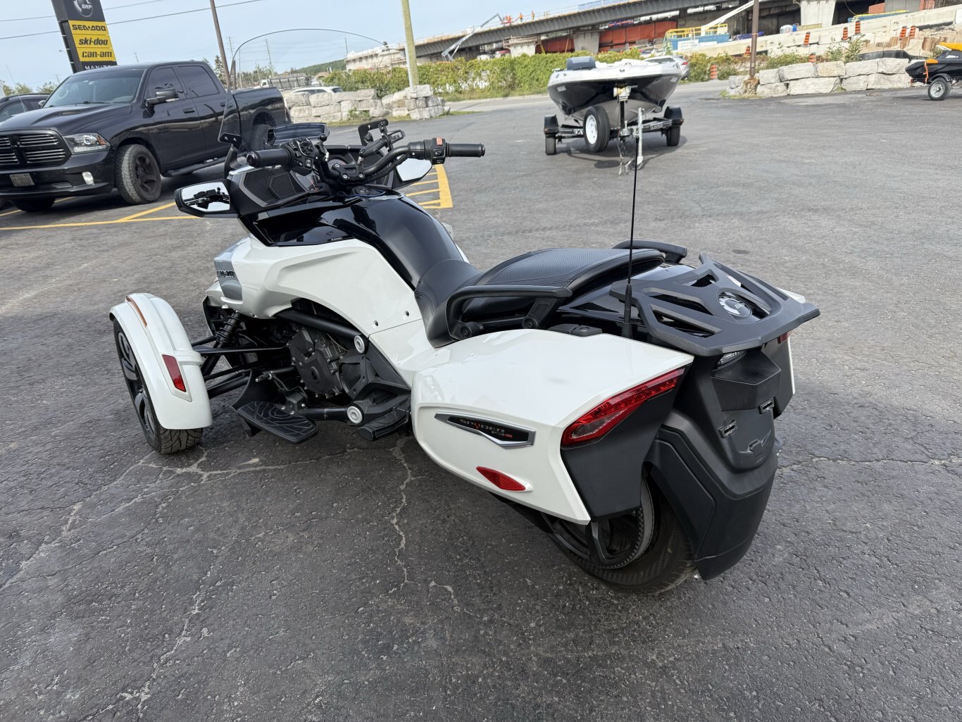 2016 Can Am Spyder F3 Touring 6 Speed w/Clutch