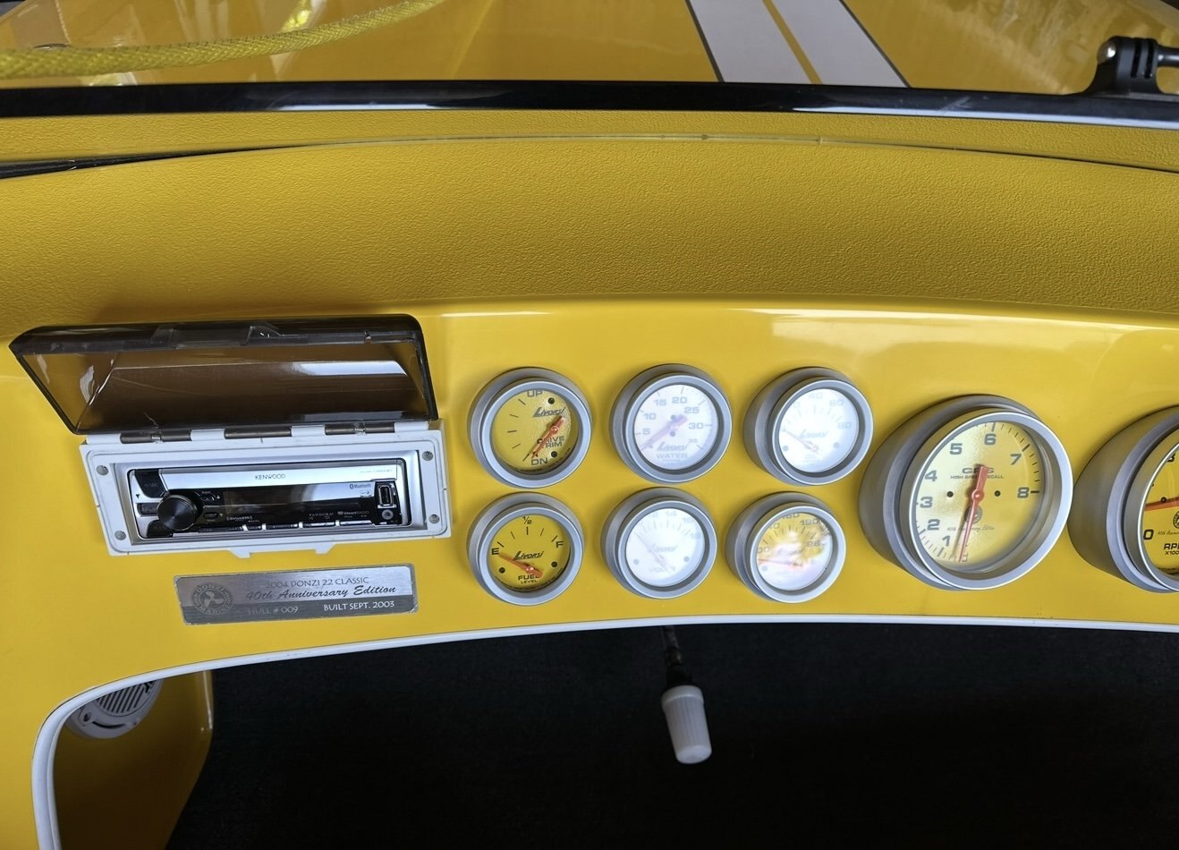 2004 Donzi 22 Classic 40th Anniversary Edition