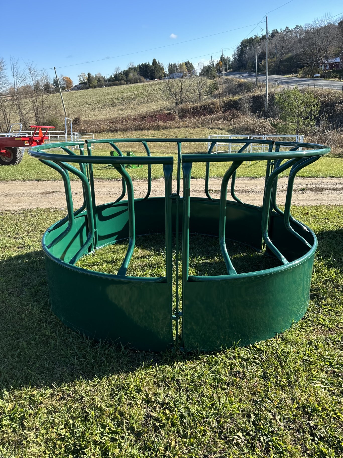 New MWR 3 Piece Hay Feeder