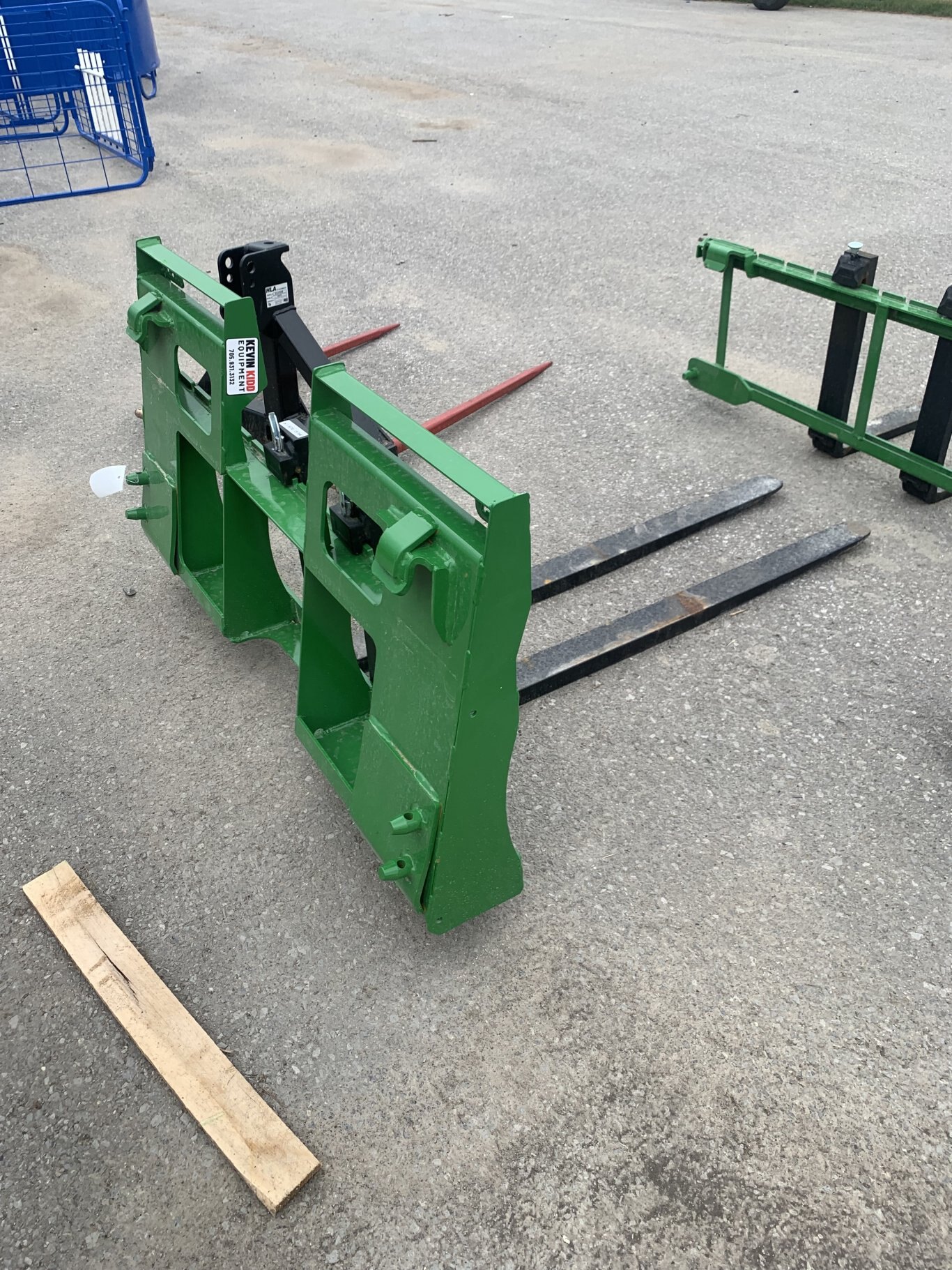 New Hla 2000lb 48” Pallet Forks