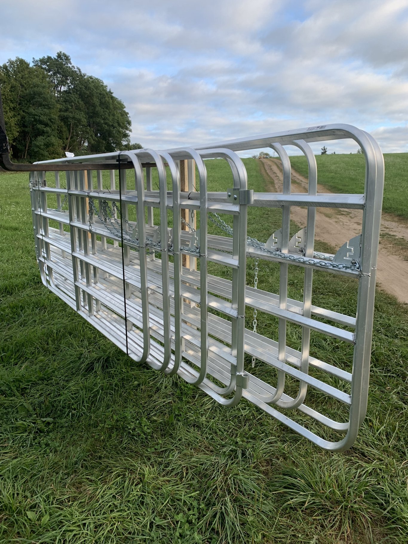 Aluminum Diamond Bar Gates