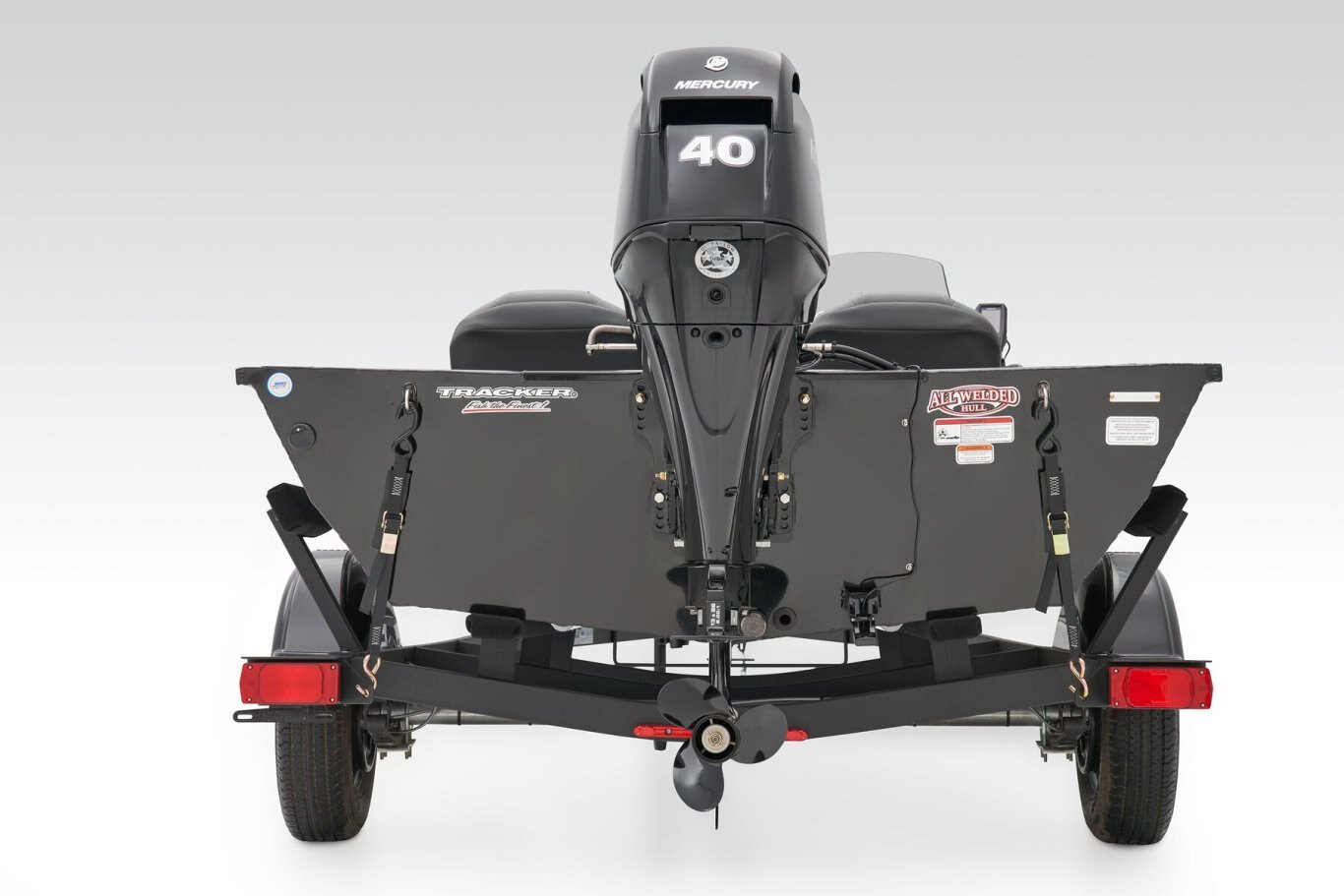 2025 Tracker PRO 170