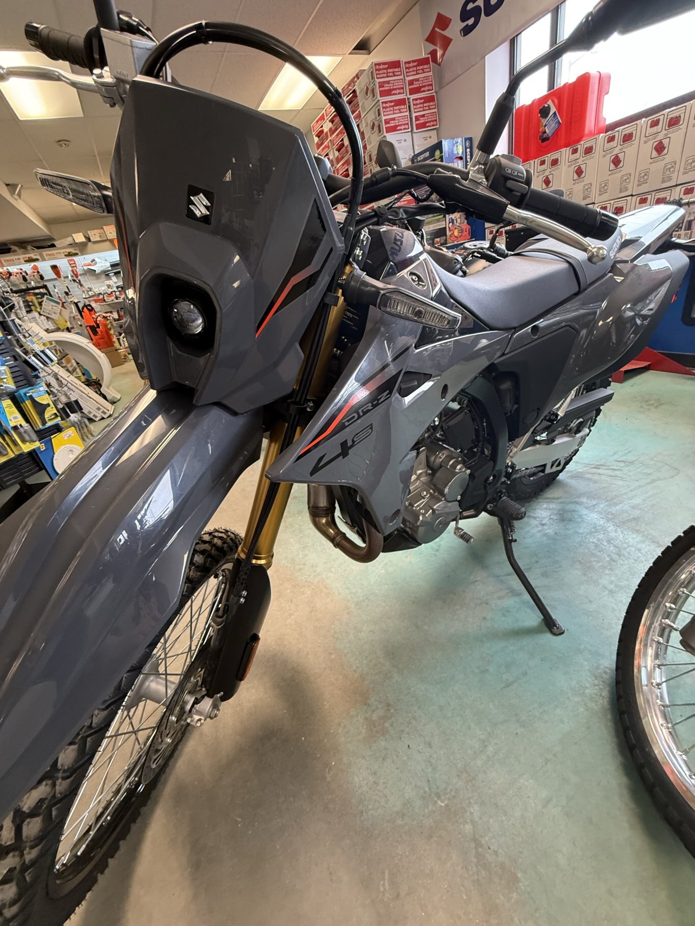 2025 Suzuki V-STROM 800AM5  Metallic Oort Gray