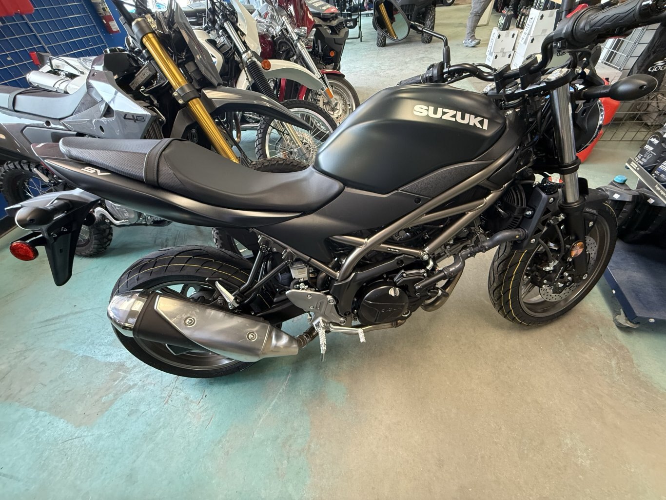 2026 Suzuki SV650A Pearl Mat Shadow Green / Metallic Mat Black No. 2 (C2L)