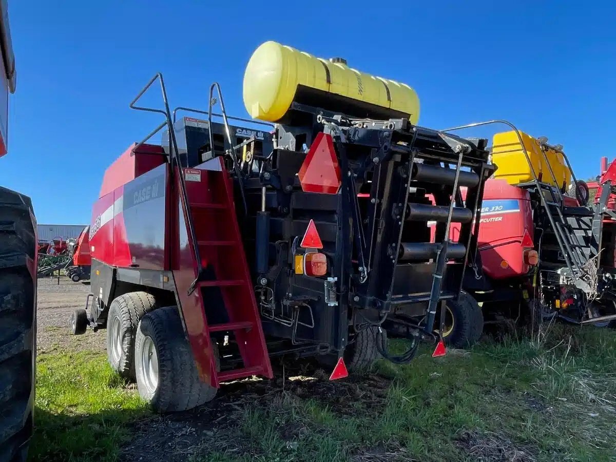  Case IH LBX331