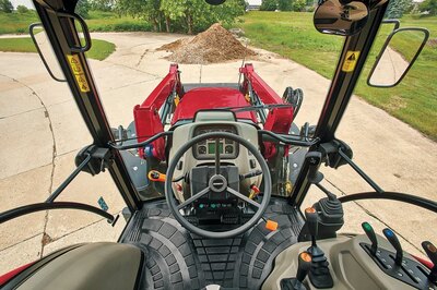 Case IH Farmall® Utility 55A