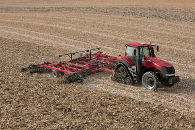 Case IH True-Tandem™ 335VT