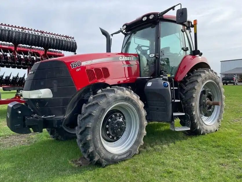 2019 Case IH MAGNUM 180