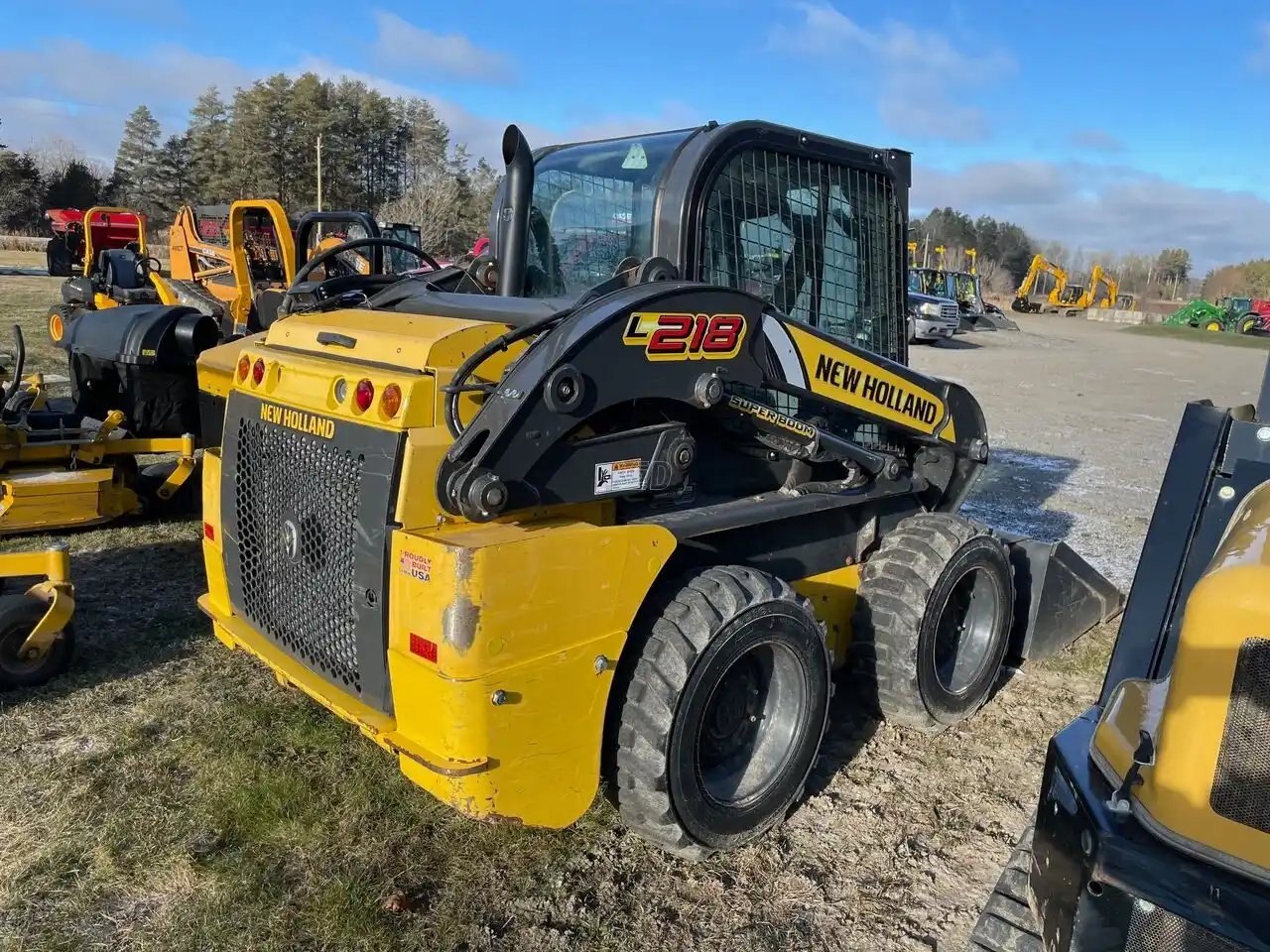 2020 New Holland L218