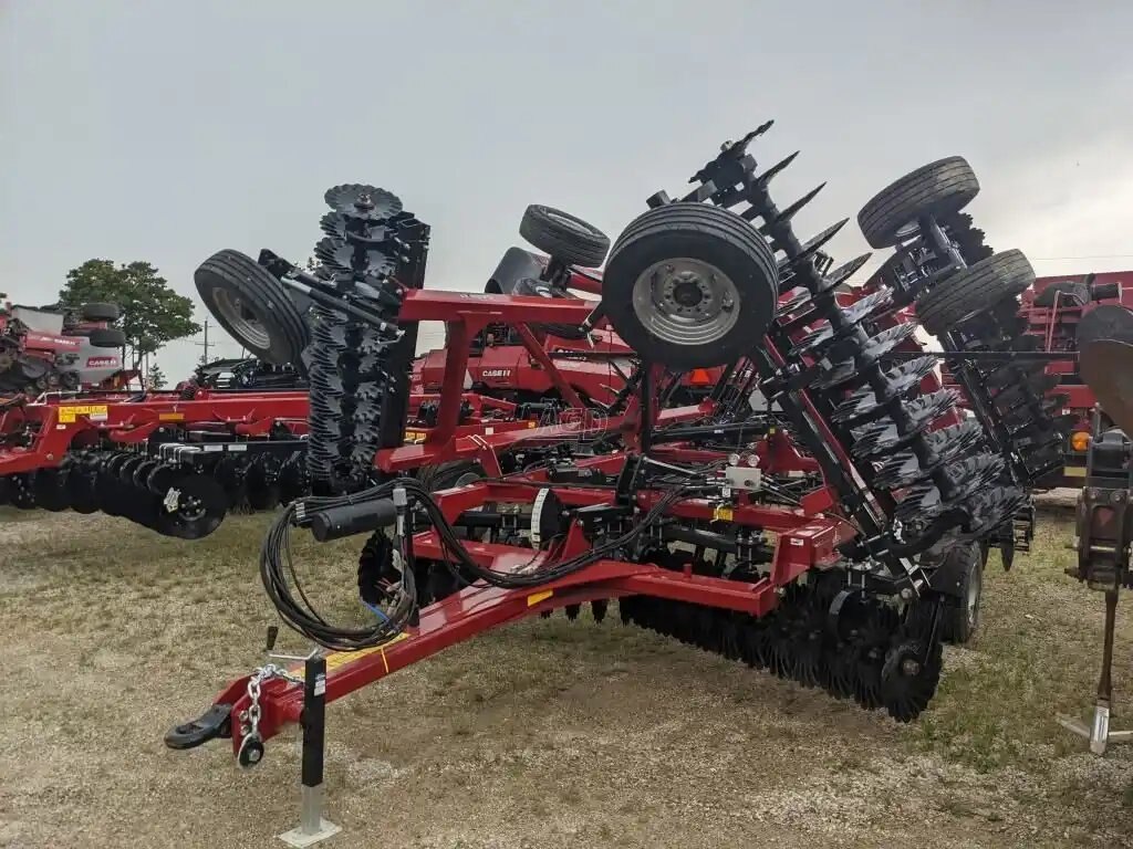 2022 Case IH 335 Barracuda