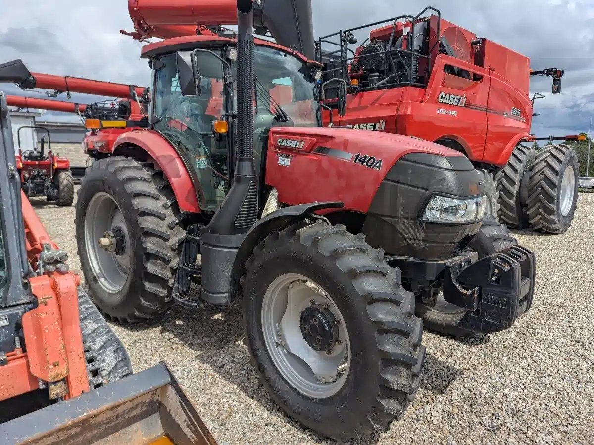 2019 Case IH FARMALL 140A