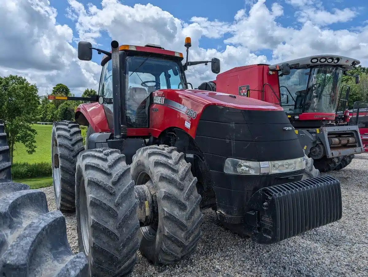 2014 Case IH Magnum 260