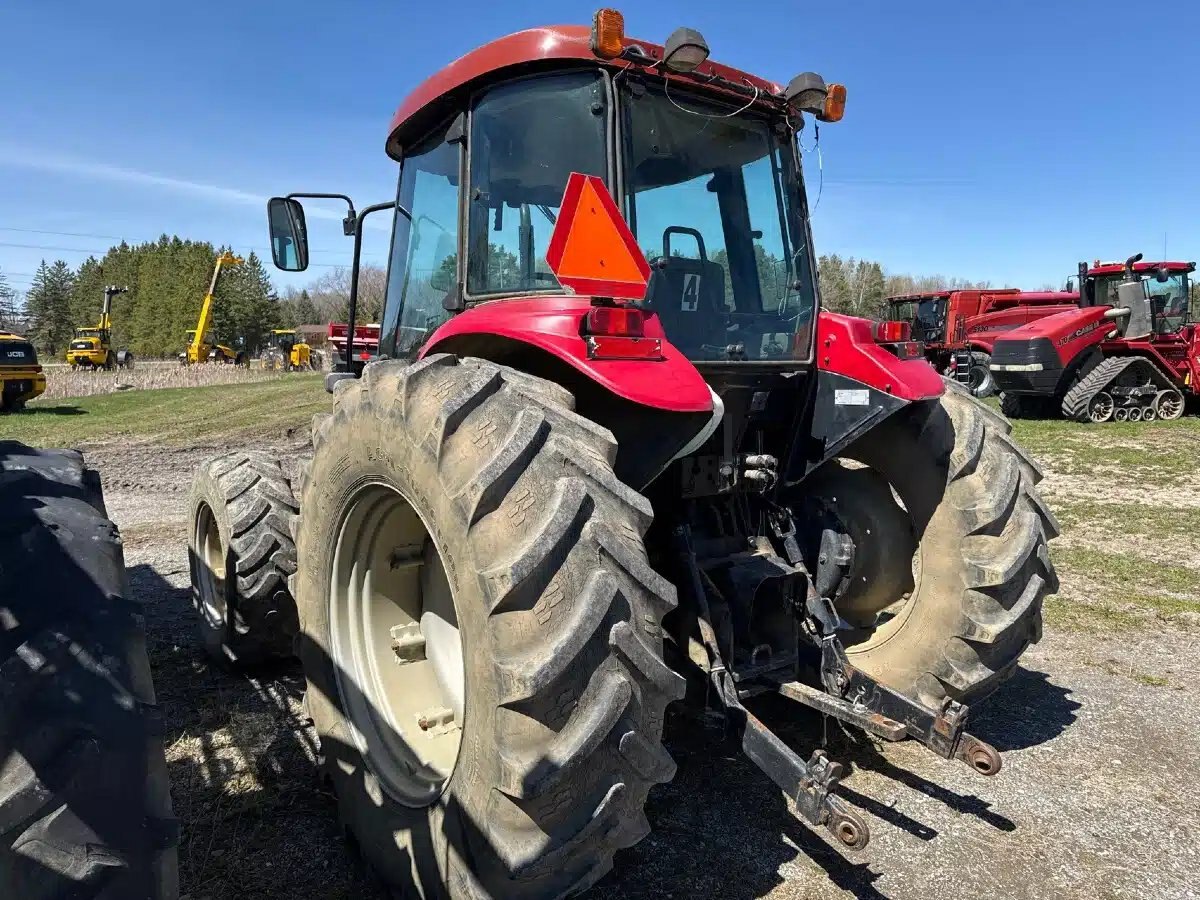 2011 Case IH FARMALL95