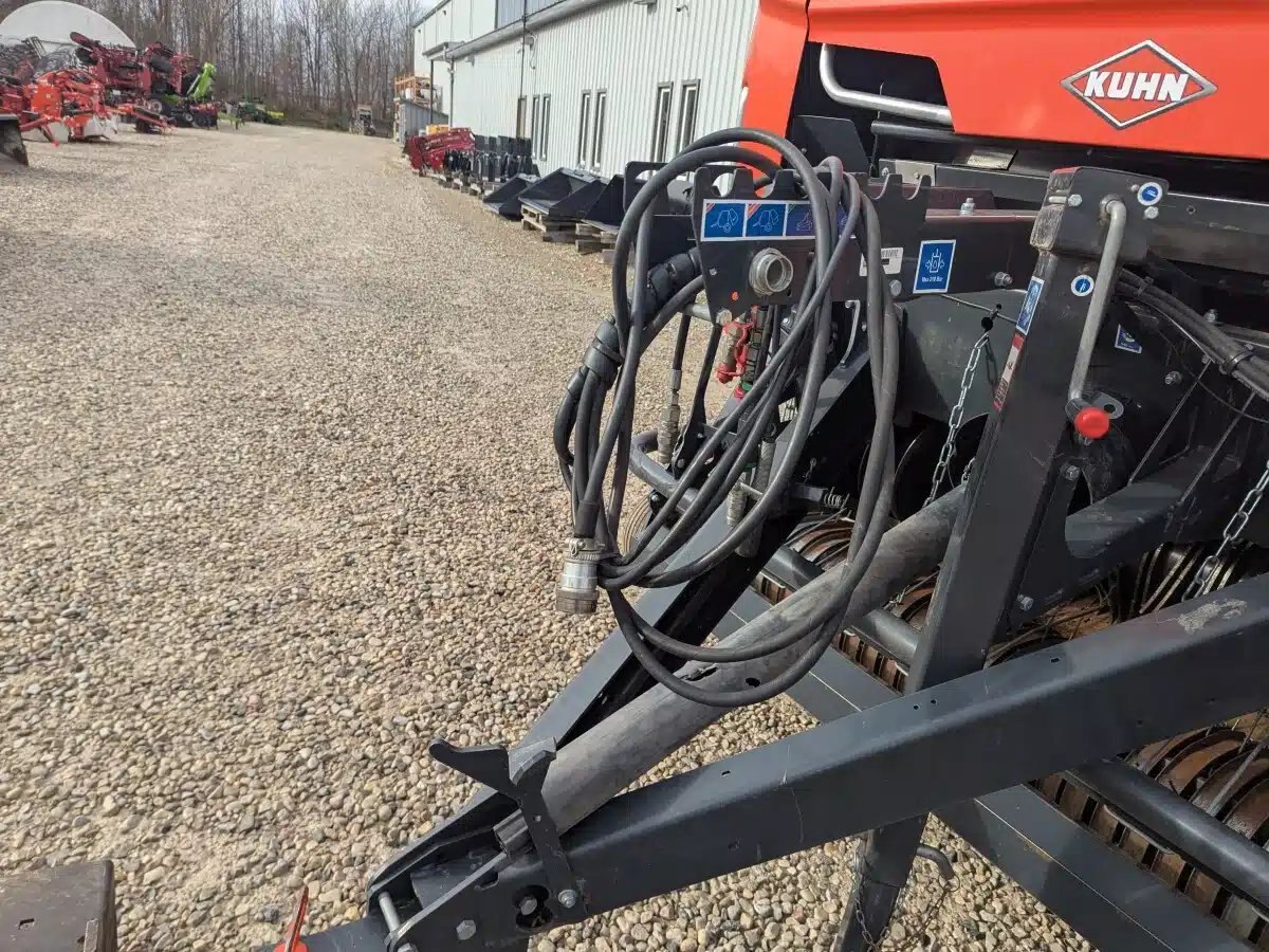 2021 Kuhn VB3190