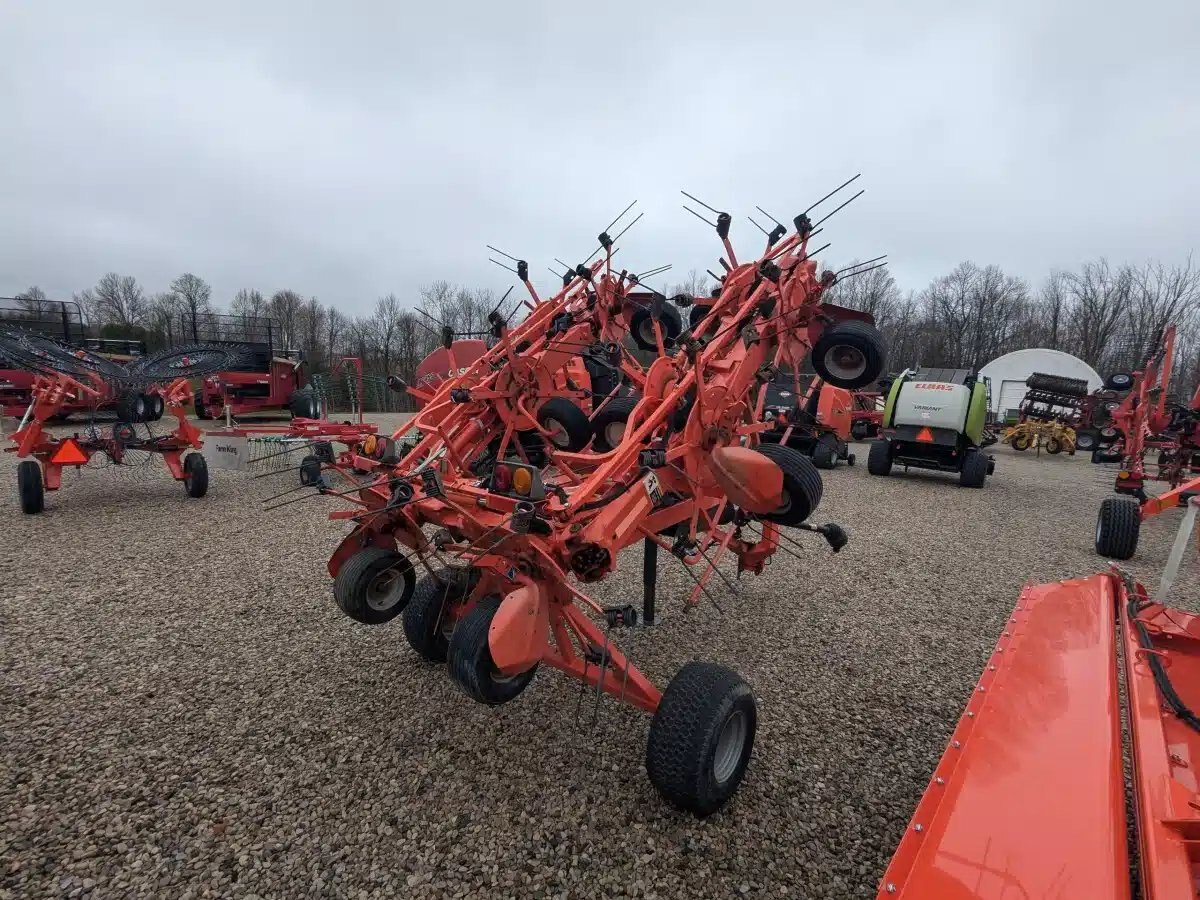 2015 Kuhn GF10802T GII