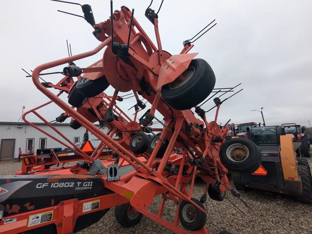 2015 Kuhn GF10802T GII