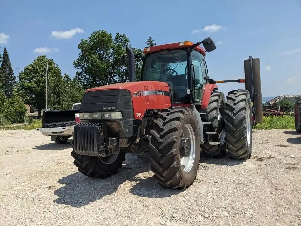 Case IH MX270