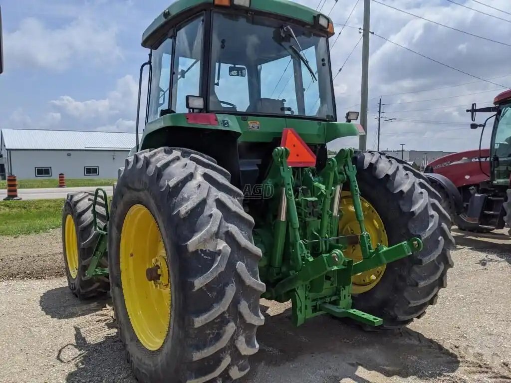 1994 John Deere 7600